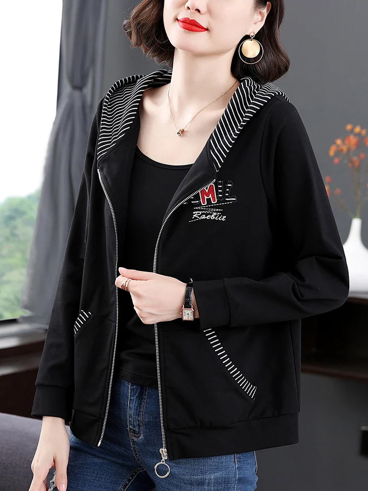 Женская верхняя одежда с капюшоном новинка 2024 черный короткий кардиган из