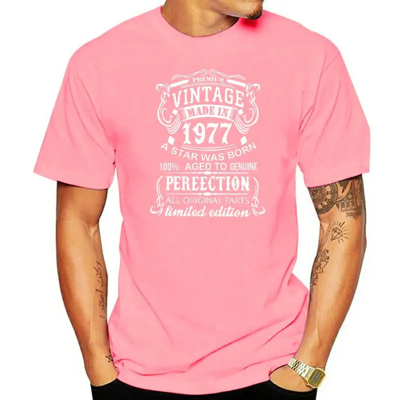 

Винтажные мужские футболки, сделанные в 1977 году, модные футболки, футболки с короткими рукавами для 45 лет, подарок на день рождения, хлопковы...