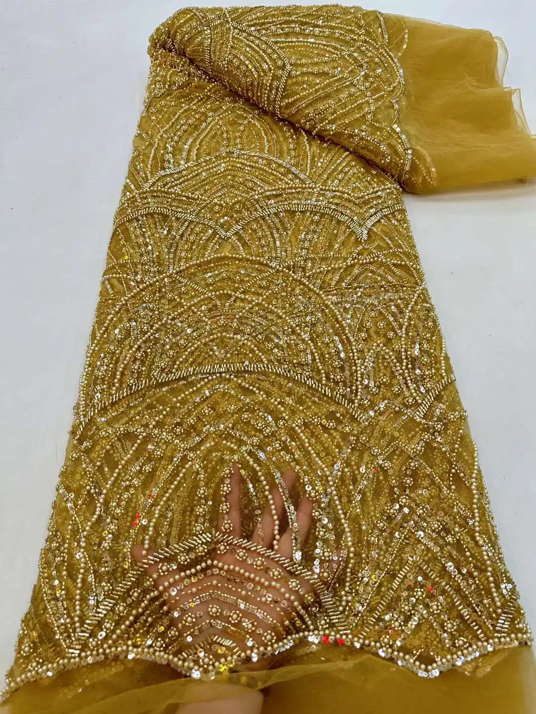 Рисунок 6 - Белая Роскошная африканская кружевная