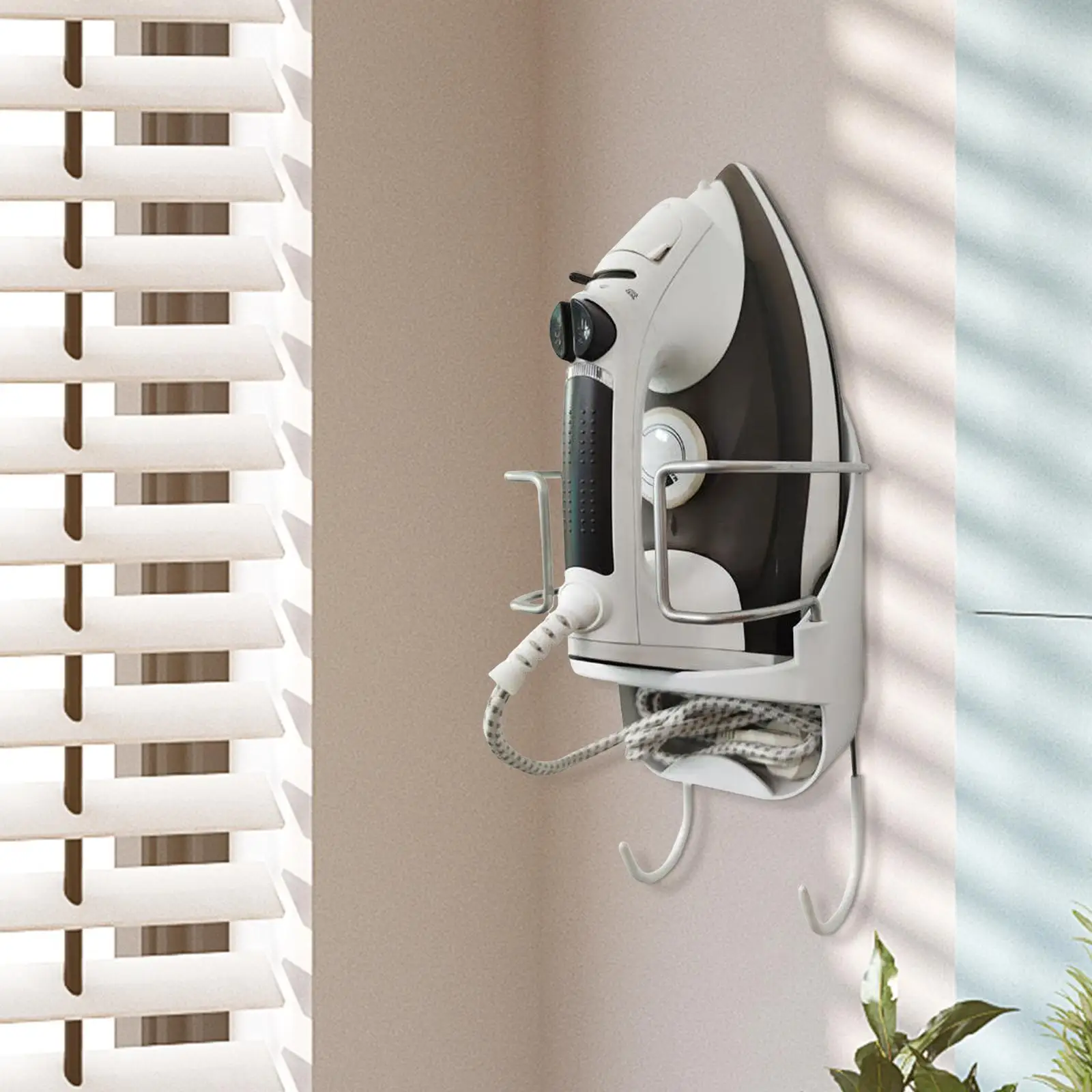 

Держатель гладильной доски пластиковый