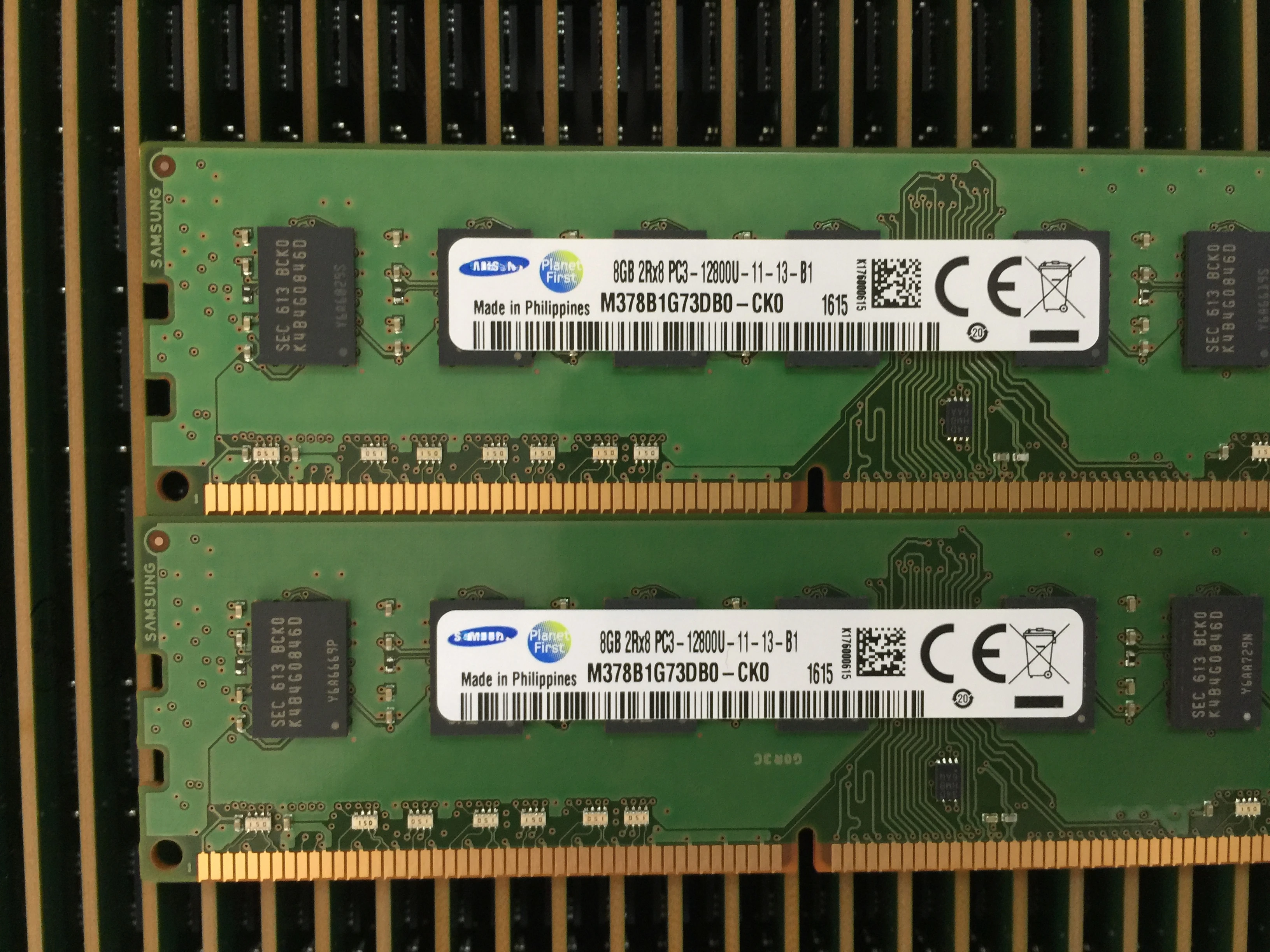 

RAM M378B1G73DB0-CK0 8GB DDR3 PC3-12800U 1600 1.5V Desktop Memory 1PCS