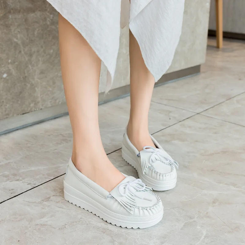 

Женская обувь, новинка весны 2021, кожаные кроссовки для медсестер, корейские повседневные однотонные кроссовки на платформе с увеличенной к...