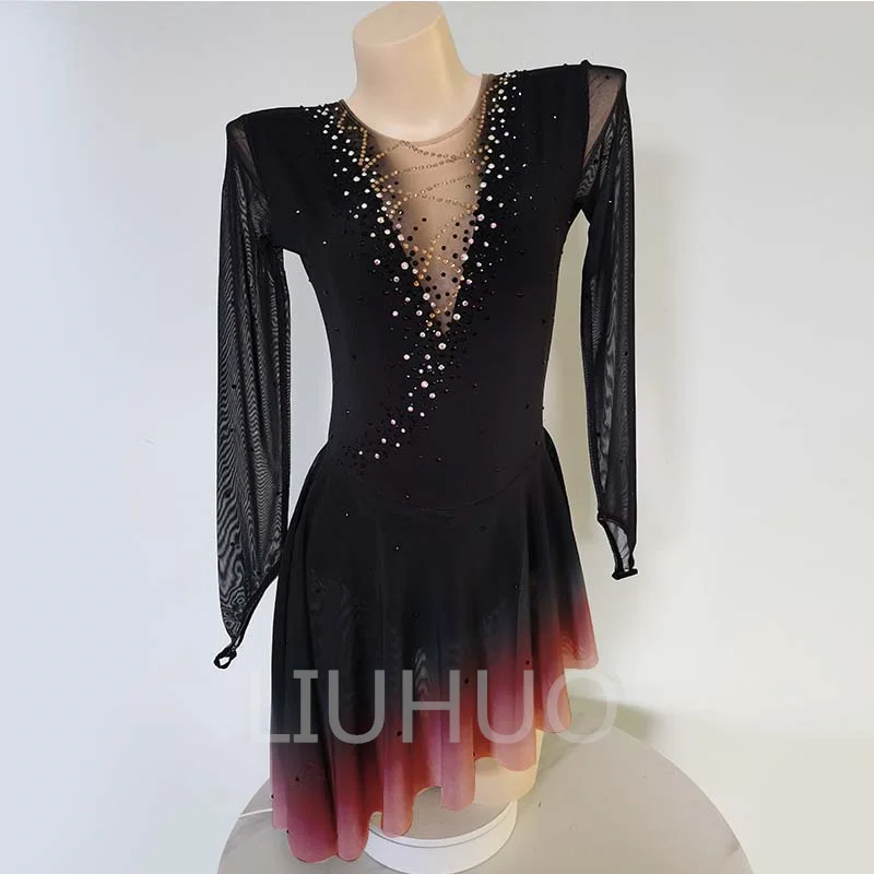 Детский костюм для катания на коньках