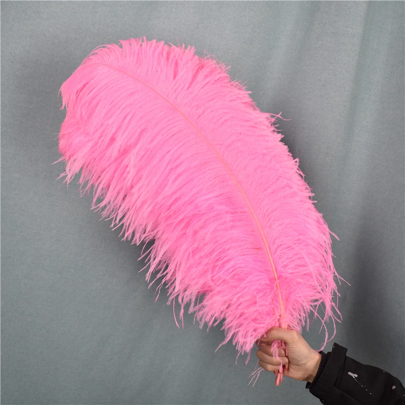Розовые страусиные перья для украшения стола длина 15-70 см |