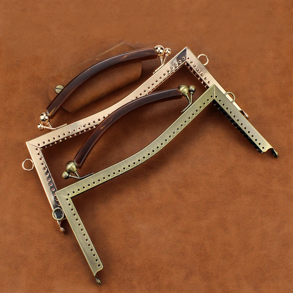 

1Pcs 20.5CM Concave Smooth Metal Clasp Sewing DIY Handmade Clutch Frame For Bags With Silicone Handles Purse Accessories