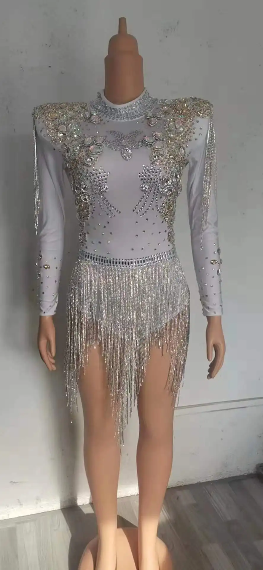 Серебряные блестящие стразы современные команды Латиноамериканский