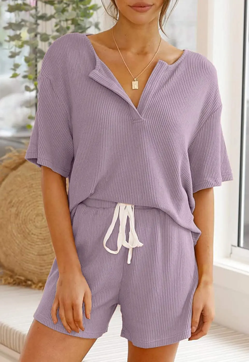 Women's Ribbed Knit Pajama Sets Short Sleeve Top and Shorts Two Piece Sleepwear Sweatsuit Outfits with Pockets