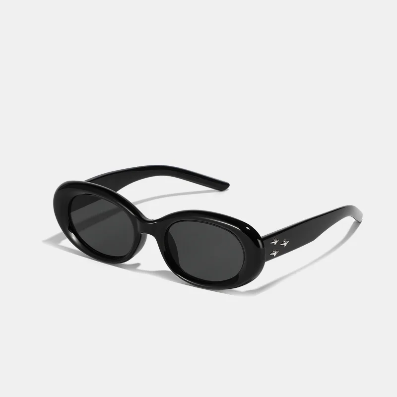 

Beach Round Glasses Senior Sense Oval Sunglasses Female 2023 New Ins Retro Star Studded Sunglasses Nightclub Men