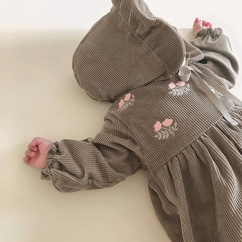 2022 Autumn New Baby Clothes Vintage Floral Embroidery Infant Girls Bodysuits Cute Toddler Long Sleeve One Piece