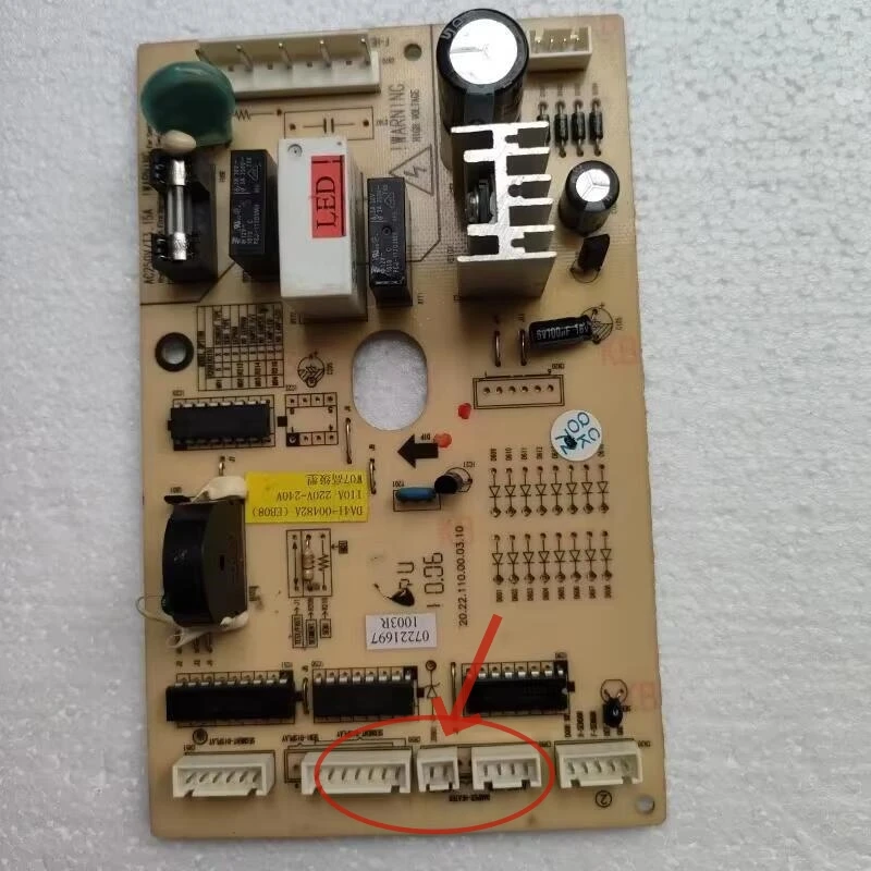 

Используется для оригинальной основной платы холодильника Samsung/детской платы компьютера