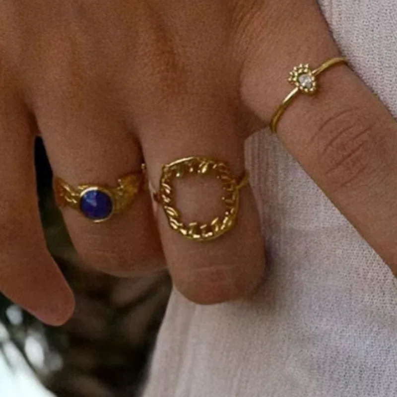 Женское кольцо в форме растения из нержавеющей стали золотого цвета 2024