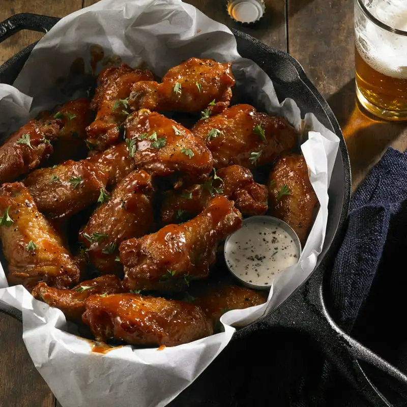 

Box High-Quality Frozen Wing Sections 8 lb Box - Perfectly Delicious, All Natural Treats for Festive Occasions