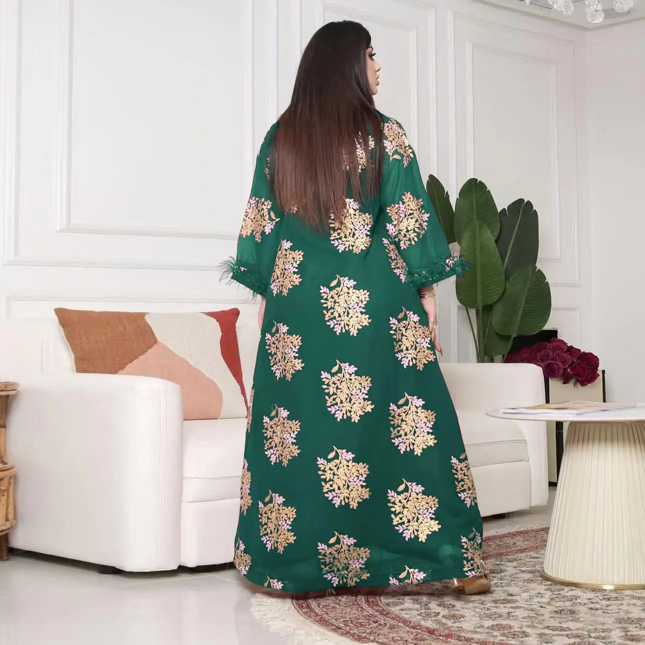 Muslim Summer 2023 New Middle East Dubai Embroidered Panel Sleeves Feather Gold Lace Muslim Dress Women Kaftan