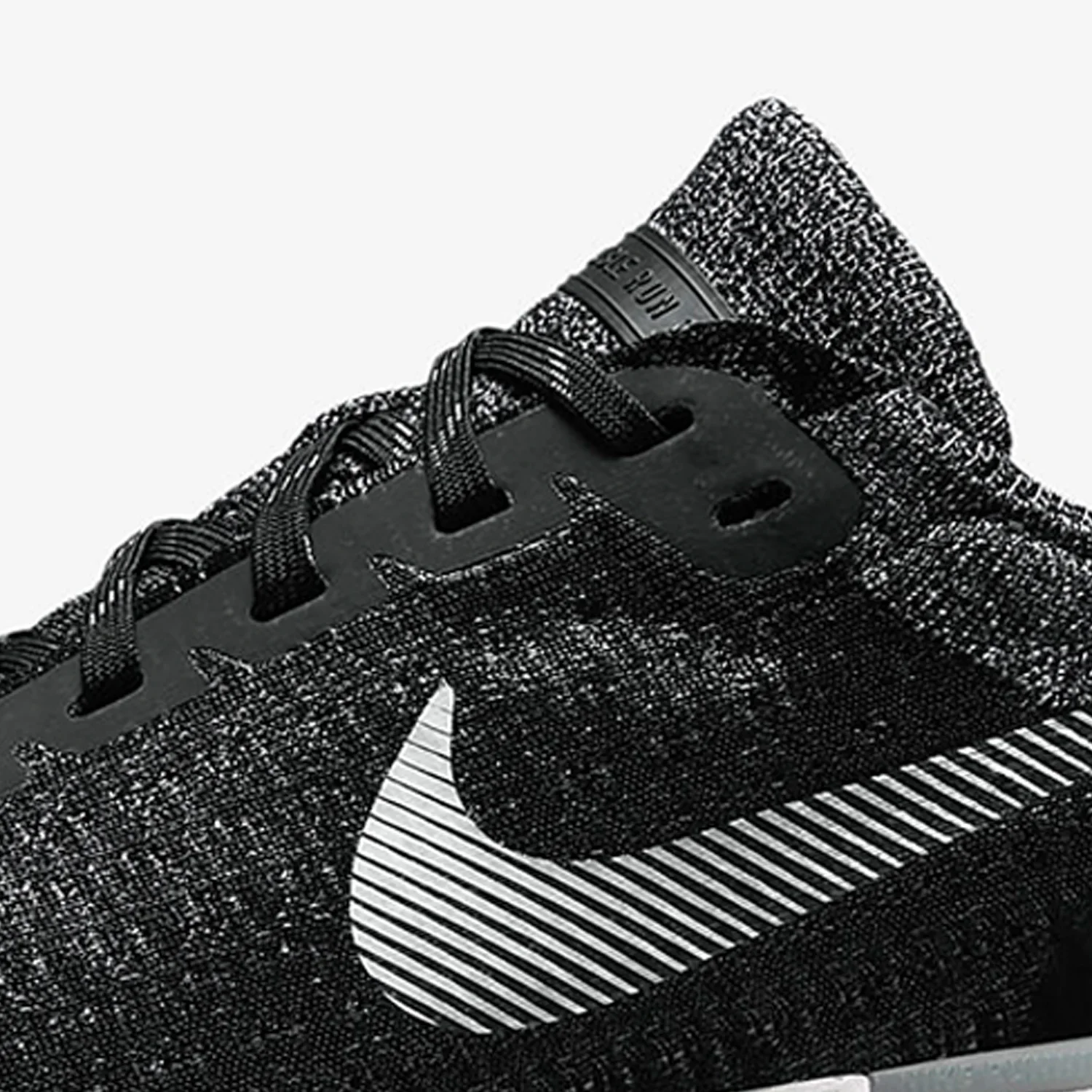 Фото Официальные мужские и женские кроссовки Nike ZoomX Invincible Authentic DR2615-002 №3
