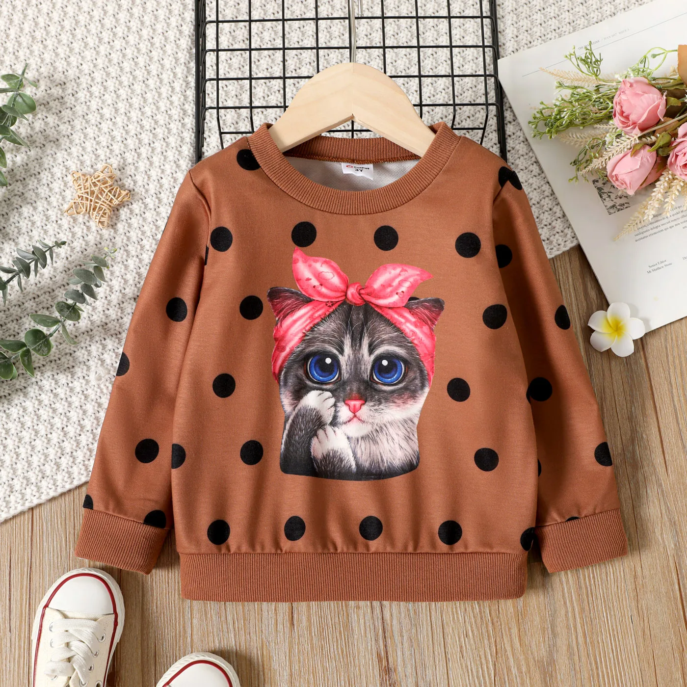 

PatPat Toddler Girl Animal Cat Print Polka dots Brown Pullover Sweatshirt