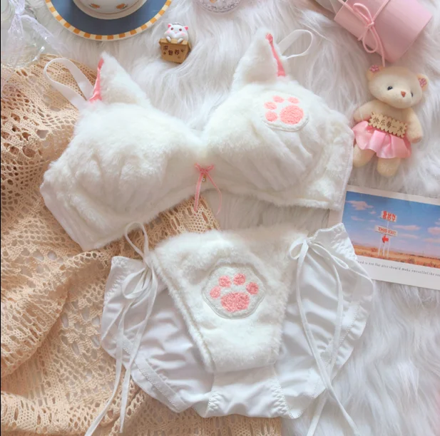 Sweet lolita Autumn and winter cat paw plush underwear for women comfortable and cute Japanese girl ears bra and panty set