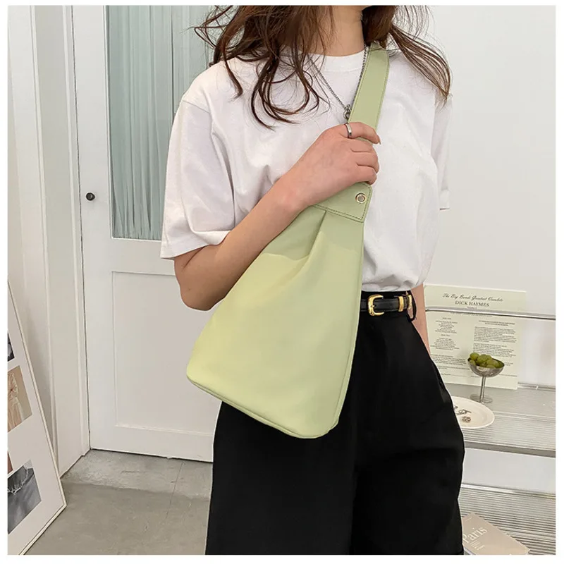 

Chest Bags For Women Shoulder Bags Female PU Sling Crossbody Backpack Casual Purse Travel Messenger Phone Pack