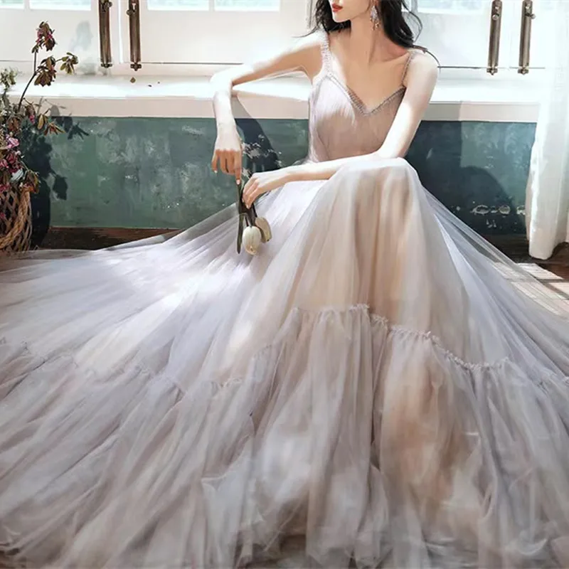 

Luxury Prom Dress A-Line V-Neck Spaghetti Straps Floor-Length Tulle Backless Bandage Formal Party Evening Banquet Celebrity Gown