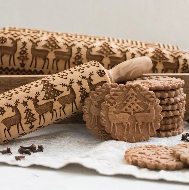 

Wooden Christmas Embossing Rolling Pin Baking Cookies Biscuit Fondant Cake Dough Engraved Roller Reindeer Snowflake Elk