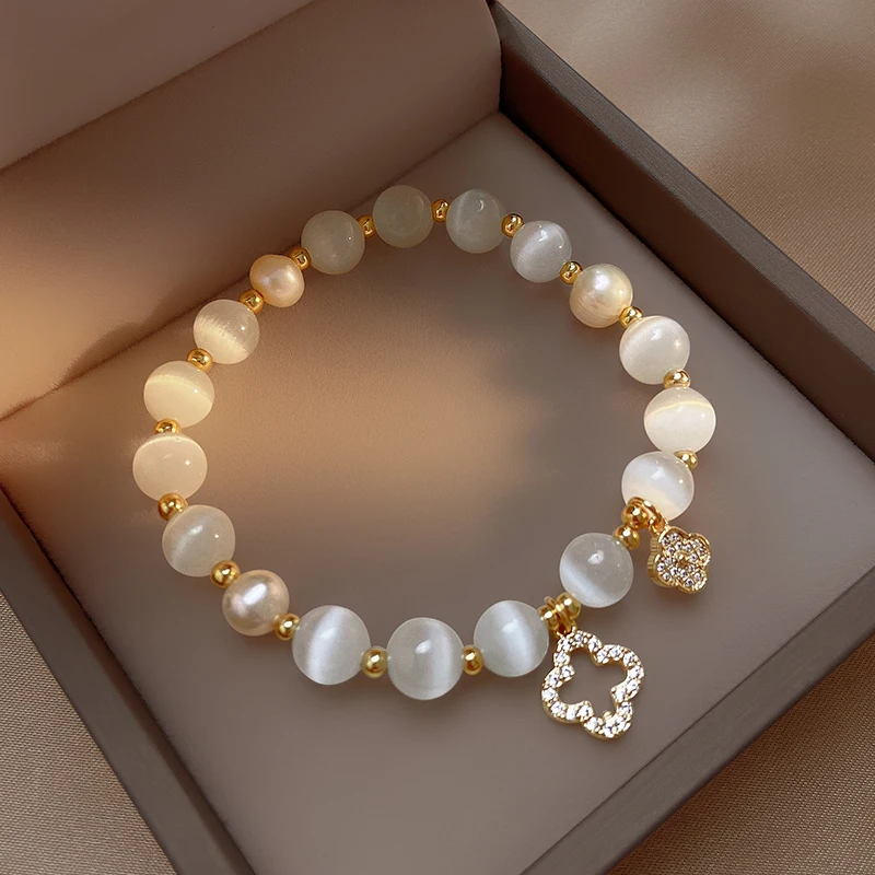 

Kirykle Natural Crystal Bracelet For Women White Opal Stone Pearl Fashion Lucky Four-leaf Clover Women's Jewelry Bracelet