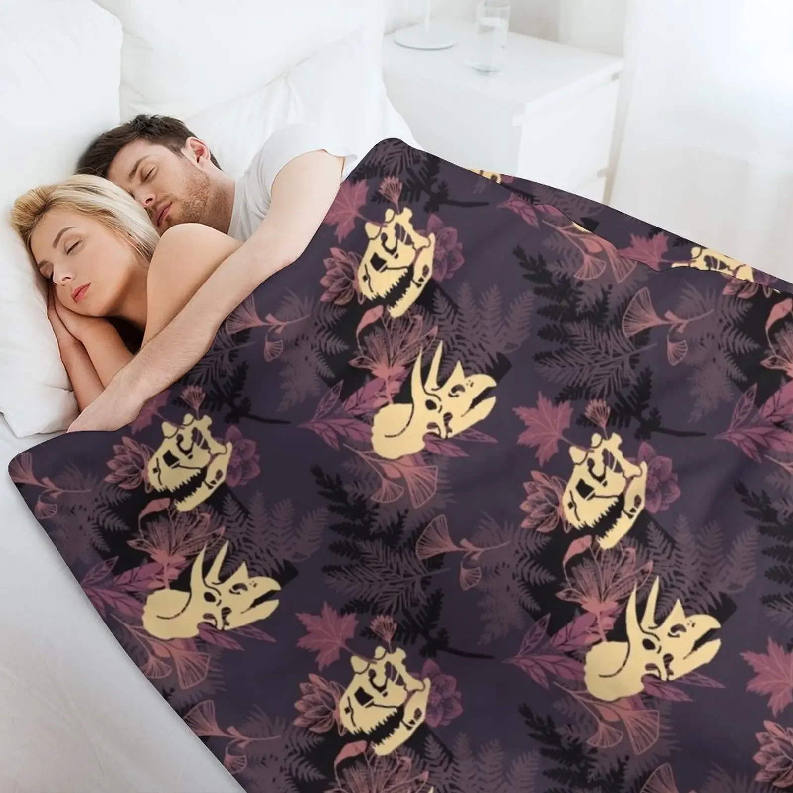 Карнотавр и трицератопс очень хорошие друзья одеяло для декоративного дивана