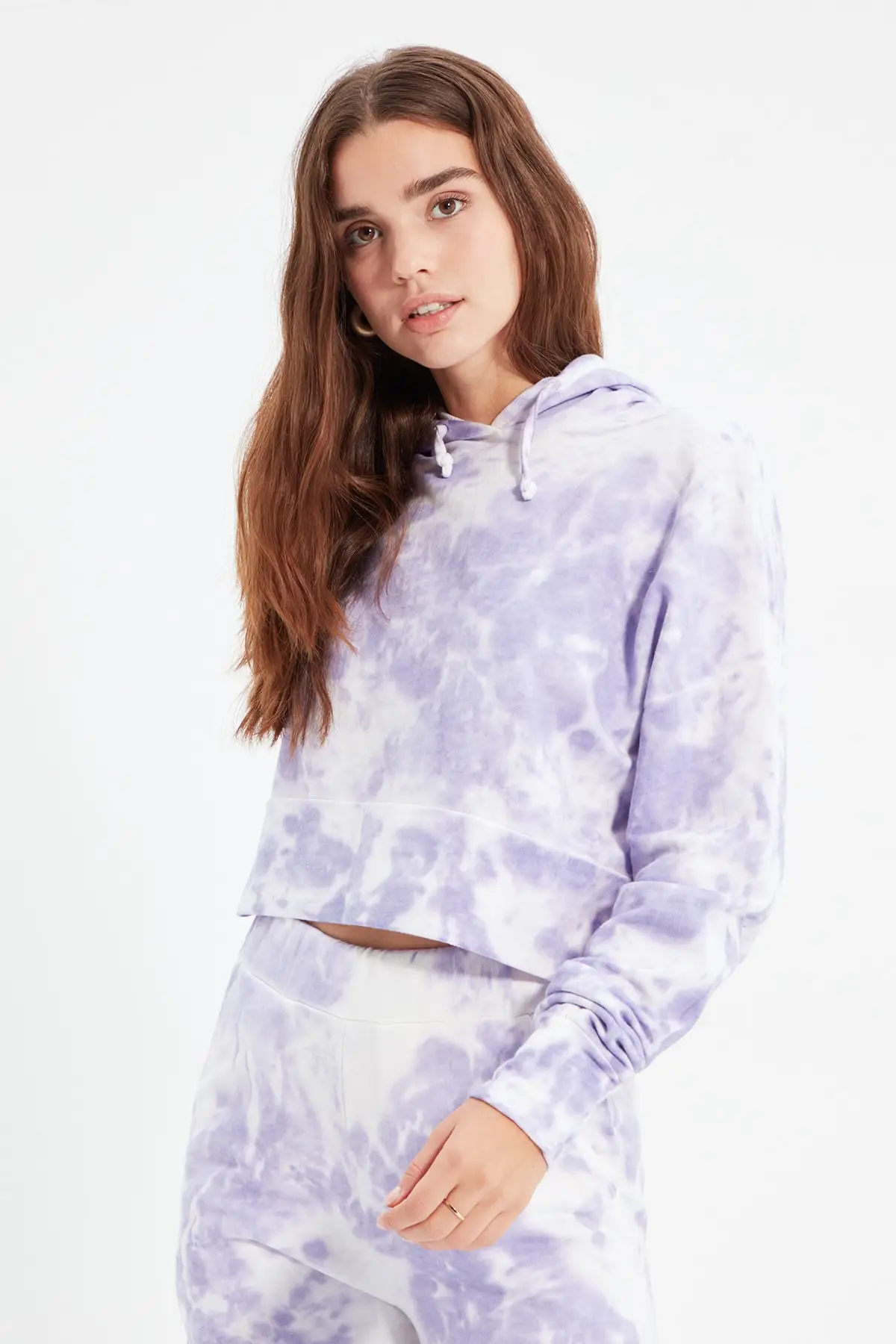 Trendyol Batik Loose Crop Knitted Sweatshirt TWOAW22SW1452