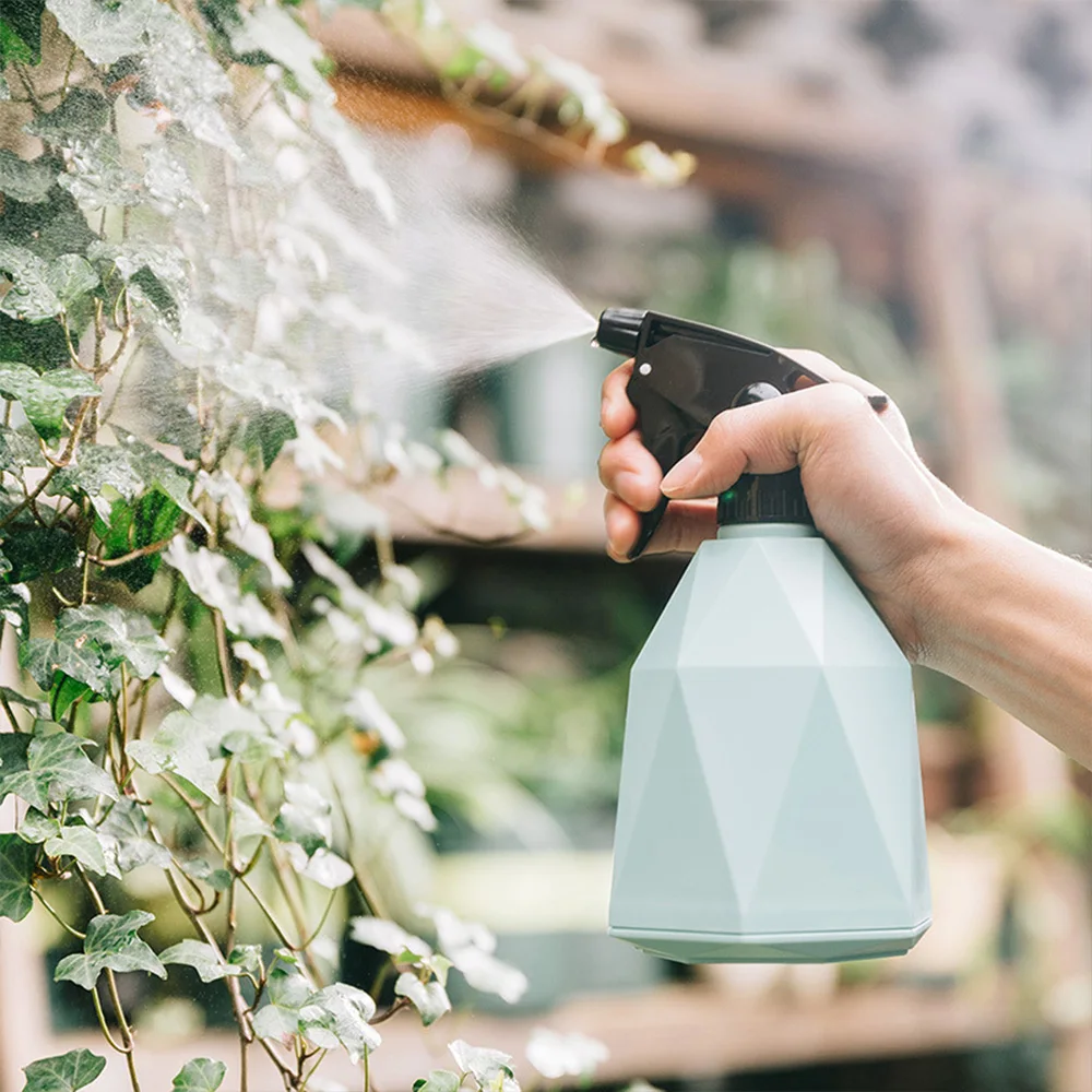 Plant Spray Bottle Hand Pressure Gardening Watering Can Fine Mist Garden Spray Bottle Flower Watering Watering Can