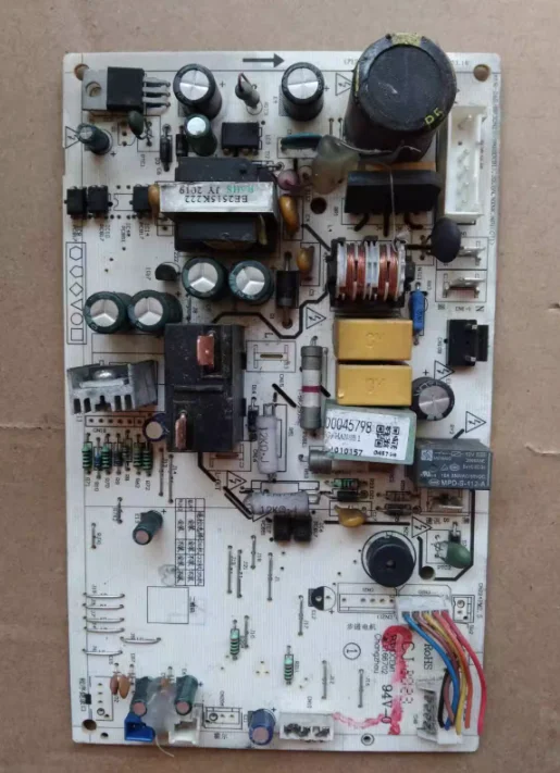 

1pc used Midea air conditioning Board KFR-26G/BP2DN1Y-YA100(B1) 17122000020750