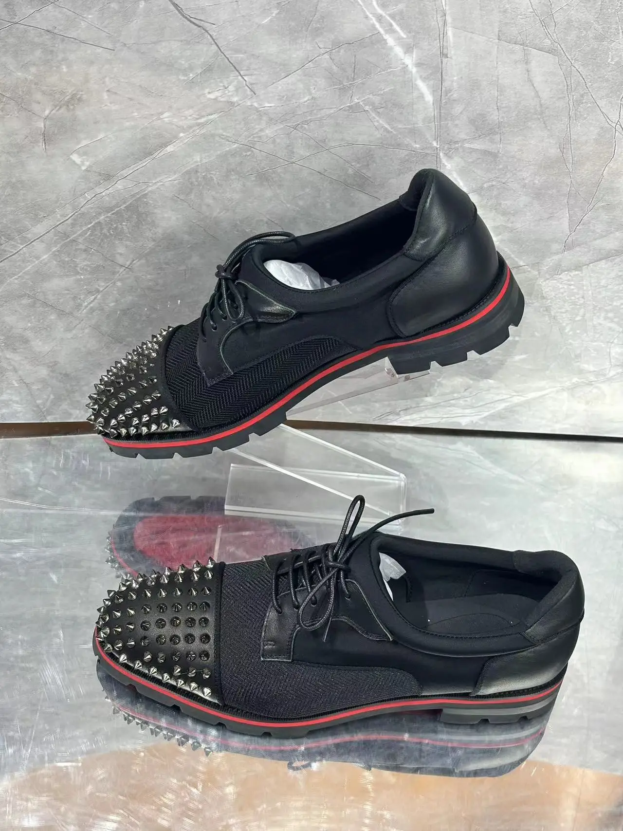 Мужские деловые туфли с шипами и круглым носком Мужская Нескользящая дышащая