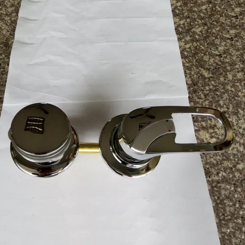 Латунный смеситель для душа Vidric 2/3/4/5 варианта винт/Интубация душевая кабина