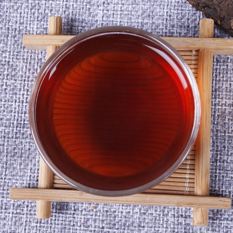 2015 Laobanzhang Puer чай из старых деревьев Mingqian весенний приготовленный для торта