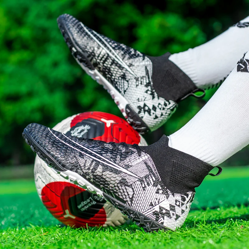 Original Soccer Shoes For Men Kids Professional Football Boots Outdoor Grass Football Cleats Sneakers Men Futsal Training Shoes