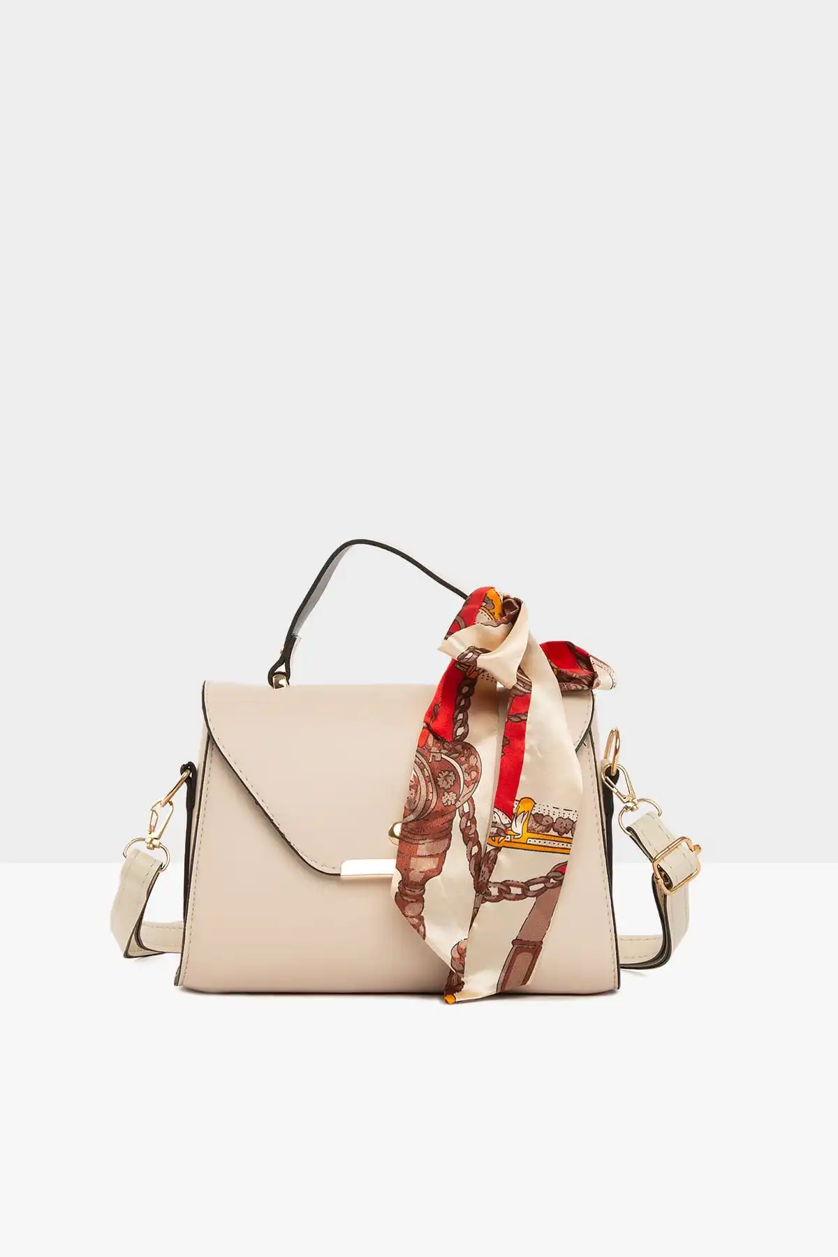 

Cream Women's Clamshell Bag with Shawl