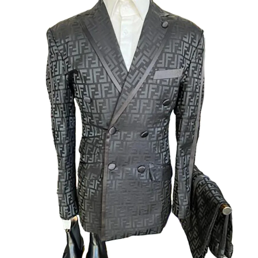 Мужской костюм