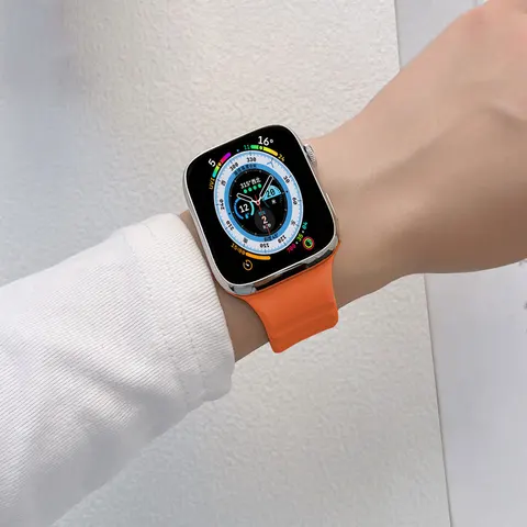 Силиконовый ремешок для Apple Watch CRESTED