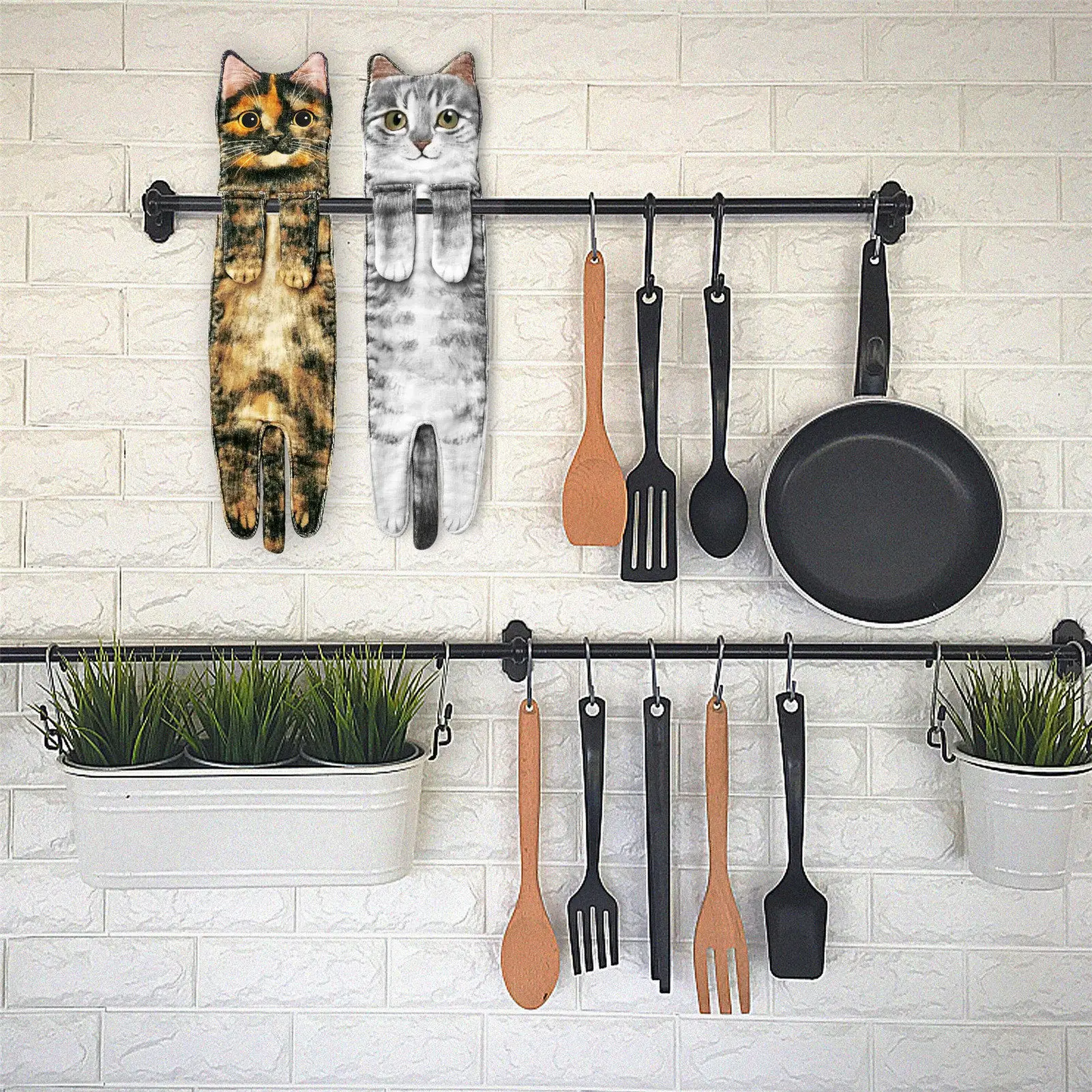 

Super Absorbent Hanging Type Cat Embroidered Towelette Home Decora Dual Purpose Coral Velvet Hand Towel Bathroom Supplies
