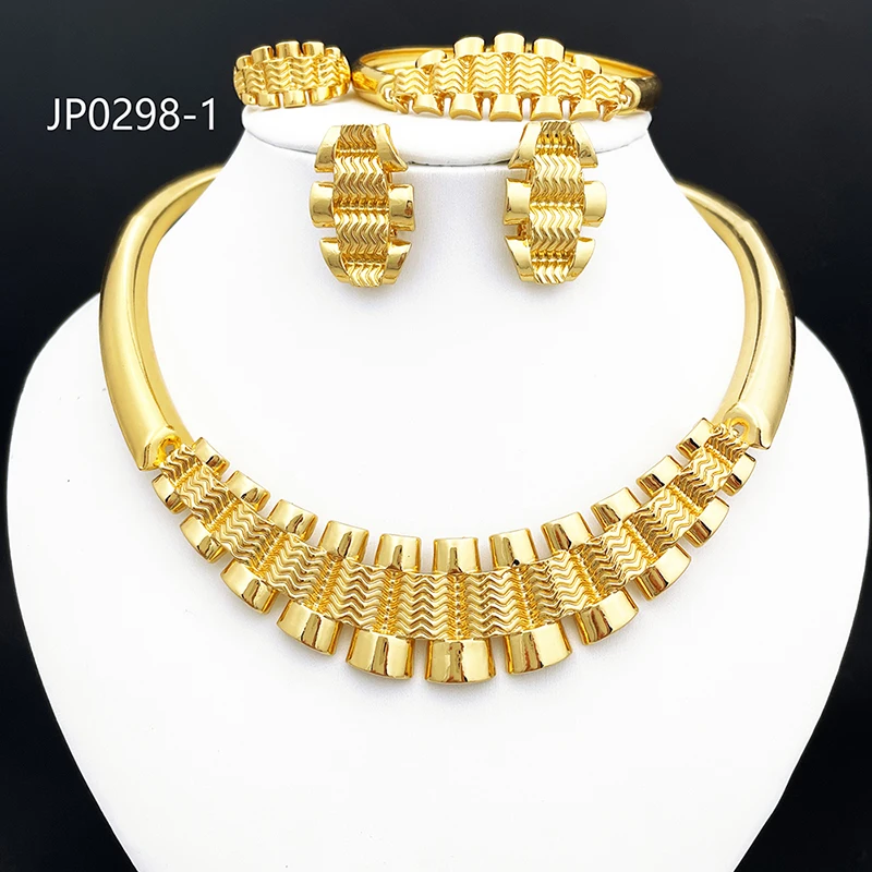

Gold Plated Jewelry Set Woman Necklace Earrings Wedding Banquet Party Jewelry Large Set