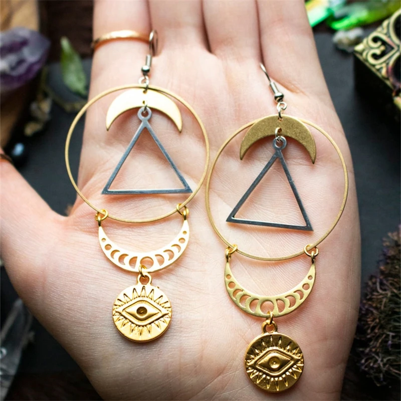 

Trend Fashion Design Geometric Triangle Hollow Moon Phase Remnant Moon Stud Earrings Evil Eye Women's Stud Earrings Jewely