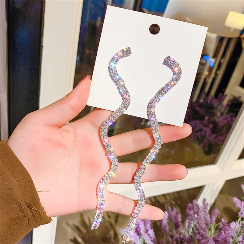 

Long Tassel Crystal Drop Earring Shiny Gold Silver Color S Shape Rhinestone Dangle Earring for Women Wedding Party Jewelry