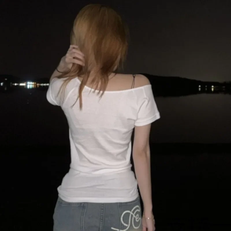 Корейские модные футболки женские в минималистском стиле повседневные с