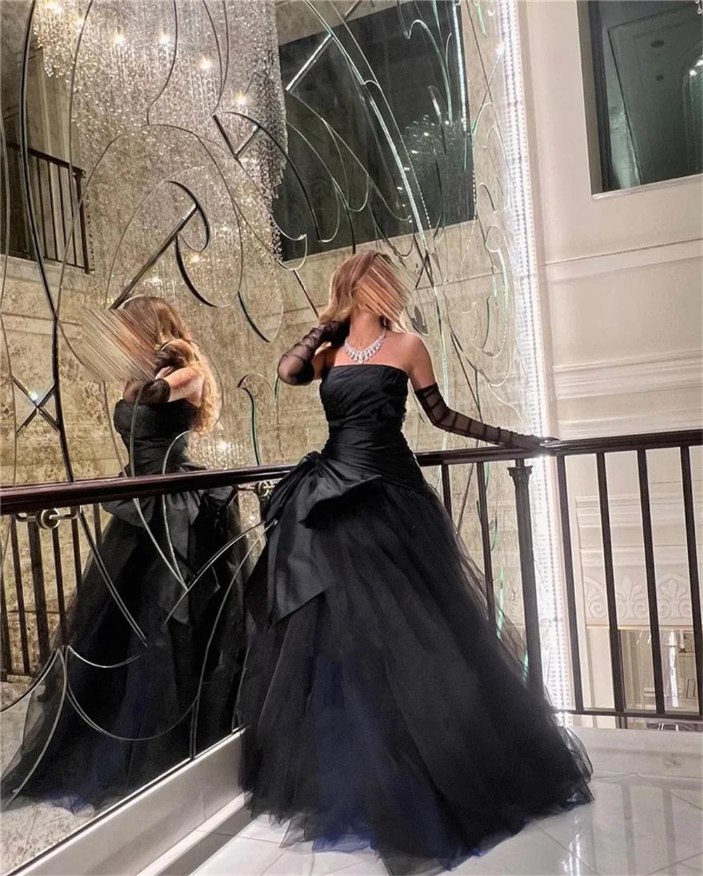 

2023 Sexy Strapless Prom Dresses Off Shoulder With Gloves Black Tulle Evening Dress Porm Gowns A-Line Floor Length Party Gowns