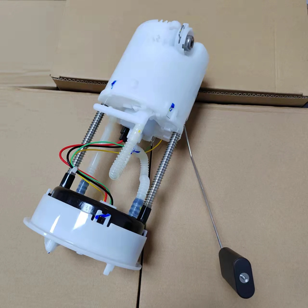 

1pc New 15100-78K00 pump fuel assembly For Grand Vitara 2.4 1510078K00 SUZUKI GRAND 15100-78880