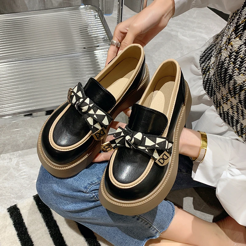

Loafers Women's 2022 Spring And Summer New Thick Bottom Sponge Cake A Pedal Trendy Fashion British Style Small Leather Shoes