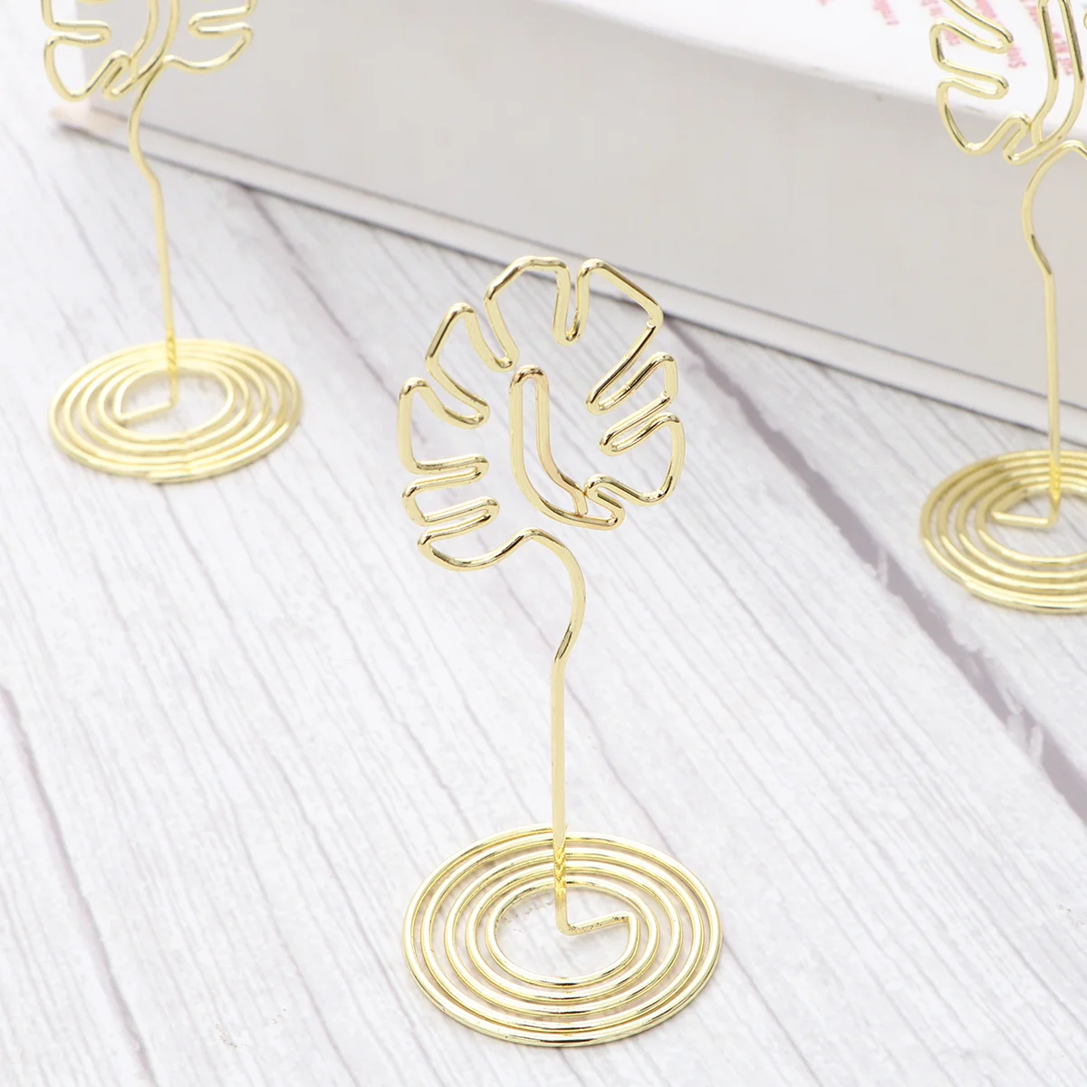 

Table Holderstand Decoration Number Place Leaf Photo Name Clip Picture Stands Memo Metal Palm Wire Wedding Note Holders Party