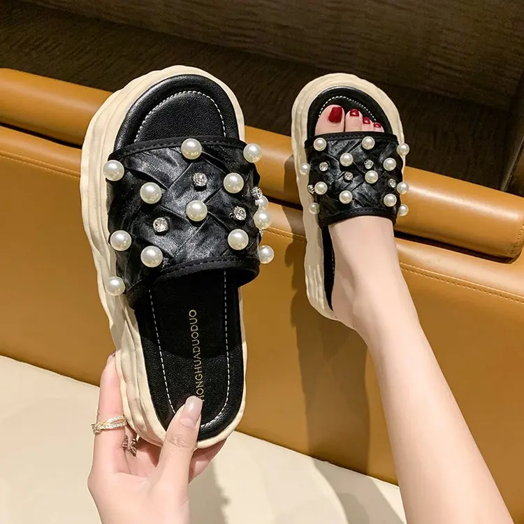 

2022 Luxury Designer Ladies Pearl Slippers Platform Flat Heel Sandals Beach Slippers Outer Slippers Sexy Women's Shoes 35-39
