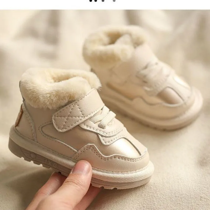 

2022 New Children's Snow Boots for Baby Kids Shoes Winter Girls Warm Thicken Plus Velvet Boots and Boys Short Shoes