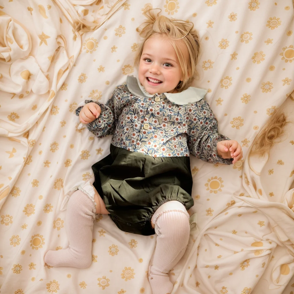 Детское хлопковое боди с длинным рукавом и цветочным принтом