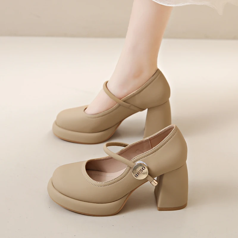 Женские туфли-лодочки из ПУ кожи с круглым носком на высоком массивном каблуке