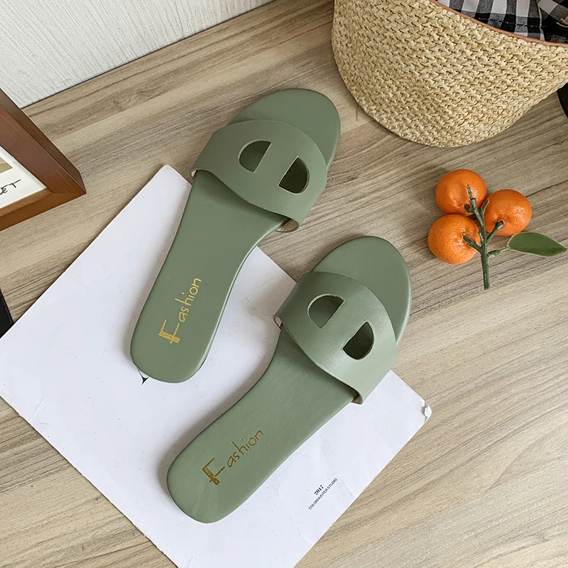 

2022 Summer New Women's Slippers Simple Fashion Pig Nose Non-slip Flat Bottom Indoor Sandals And Slippers Beach Slippers Women