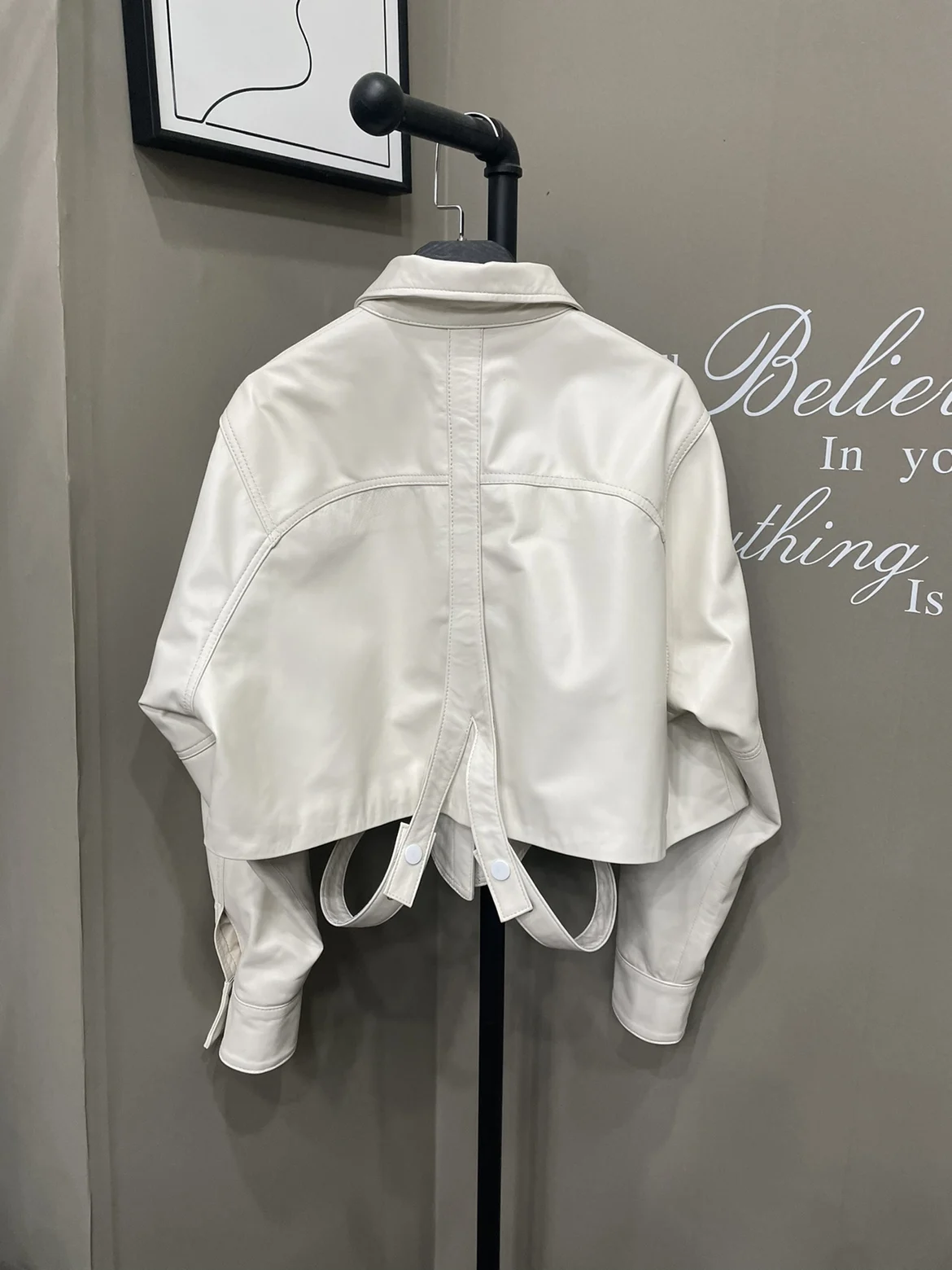 Vivi Same Sle Square Collar Genuine Leather Coat Women Short Elegant Simple Single-Breasted Small Sheepskin Jacket